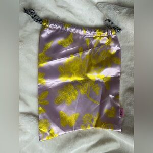 Ipsy Makeup Bag Pouch in Lavender Purple and Yellow Floral